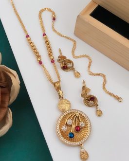 Diamond Chain Dazzling Pendant Set