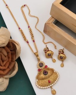 Artificial Stones Design Pendant Set