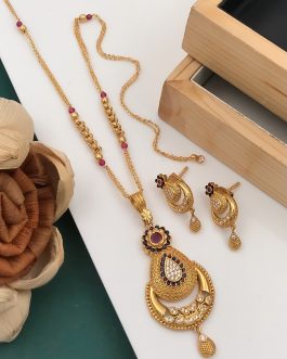 Antique Pendant Set With Diamonds Chain and Stones
