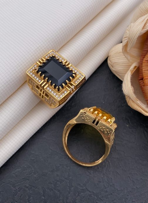 Square Frong Black Stone Ring Diamonds For Men