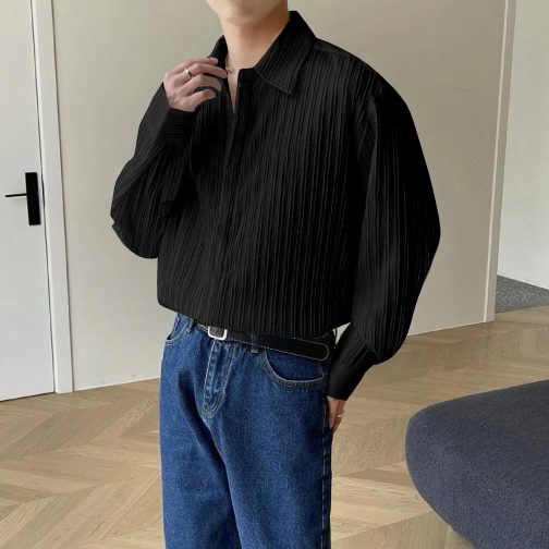 Black Spread Collar Short Sleeve Shirt