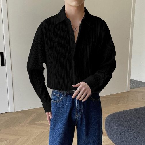 Black Spread Collar Short Sleeve Shirt