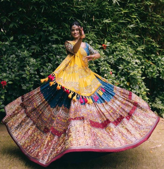 Navratri Mirror Work Chaniya Choli