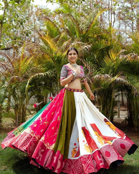 Stylish Navratri Lehenga Choli