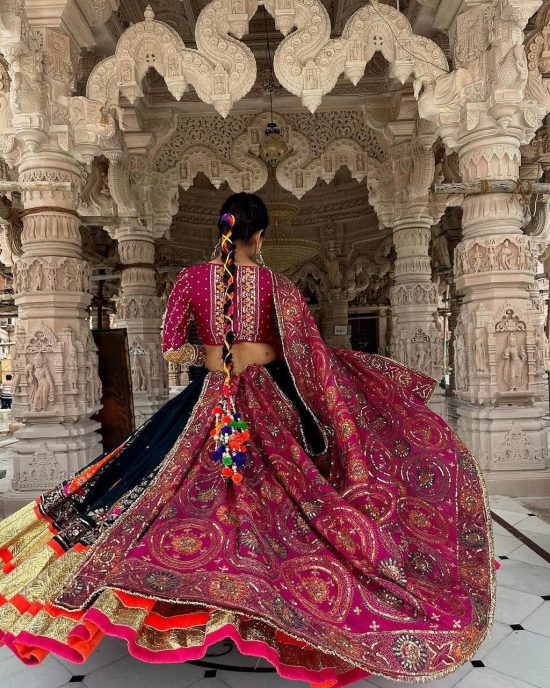 Lehenga Set with Mirror Work