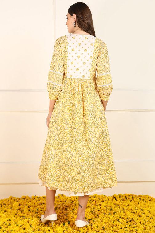 Soft and Elegant Off White Cotton Ethnic Motifs Fit and Flare Ethnic Style Dress with a Shrug - Image 2