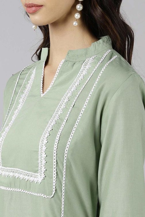 Green Poly Silk Solid Straight Kurta Set - Image 3