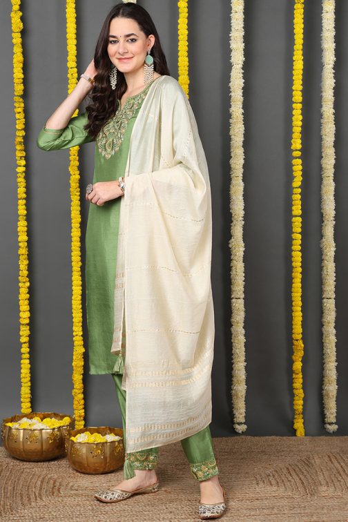 Green Silk Blend Solid Embroidered Straight Suit Set - Image 4