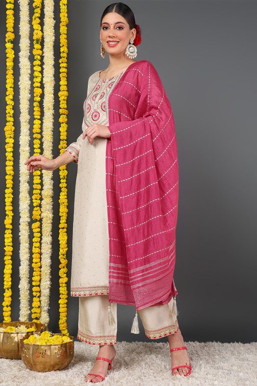 Off White Silk Blend Solid Yoke Design Straight Suit Set - Image 3