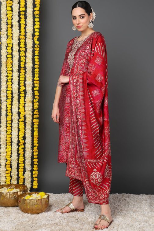 Maroon Silk Blend Ethnic Motifs Printed Straight Suit Set - Image 3