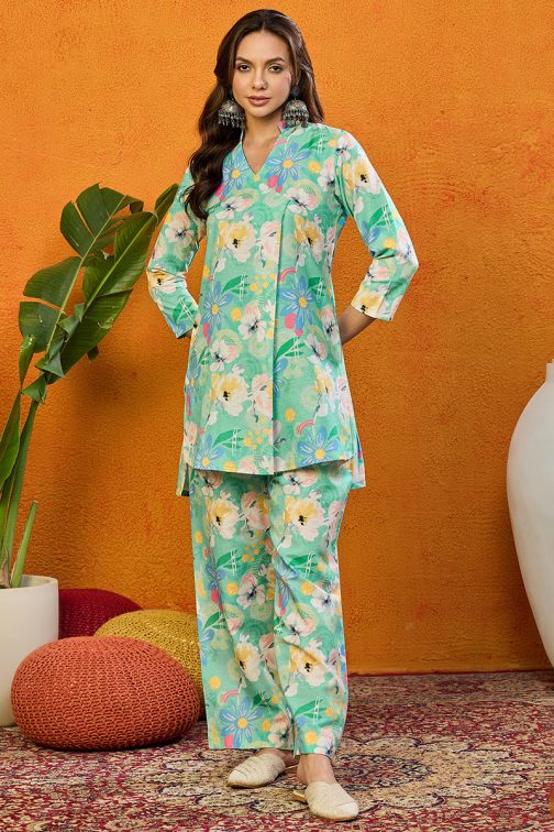 Green Rayon Blend Floral Printed Straight Co-ords Sets