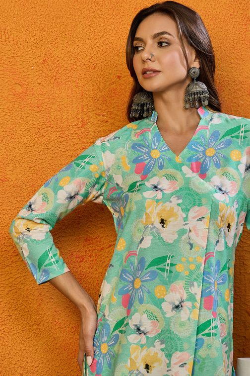 Green Rayon Blend Floral Printed Straight Co-ords Sets - Image 2
