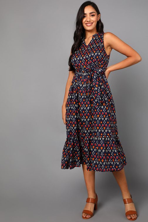 Chic Navy Blue Cotton Flared Dress with a Modern and Sophisticated Look