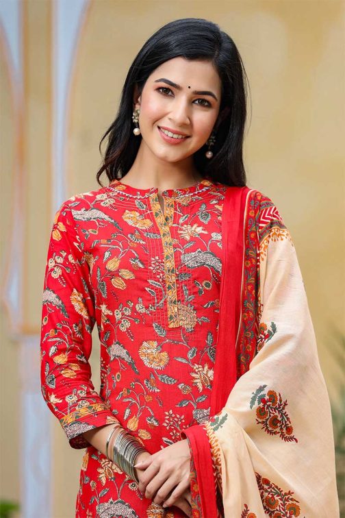 Red Cotton Ethnic Motifs Printed Suit Set - Image 4
