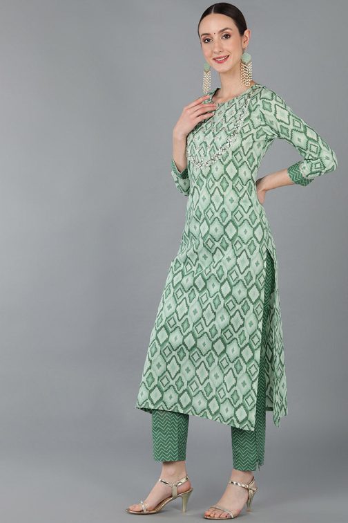 Green Pure Cotton Gotta Patti Straight Suit Set - Image 3