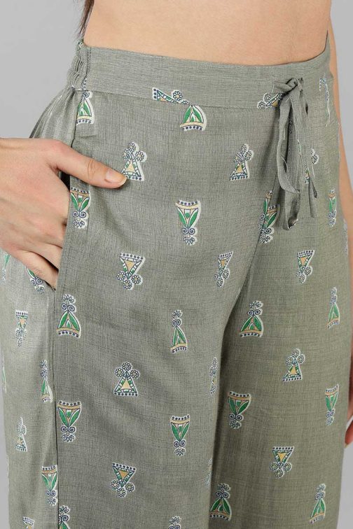 Longline Grey Cotton Night Suit with Abstract Print - Image 3