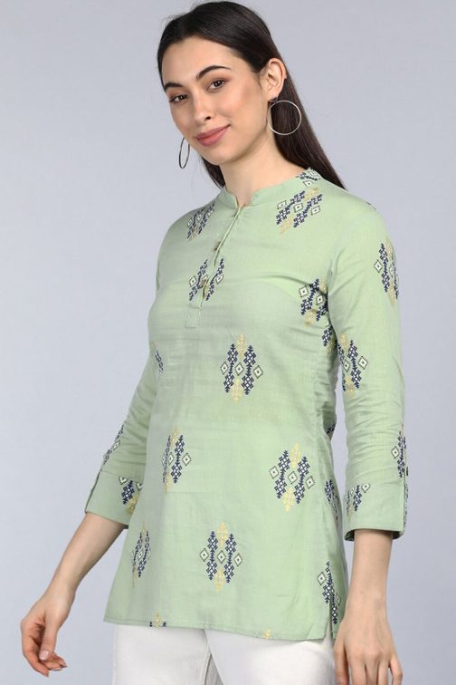 Green Print Mandarin Collar Longline Top with Classic Fit - Image 2