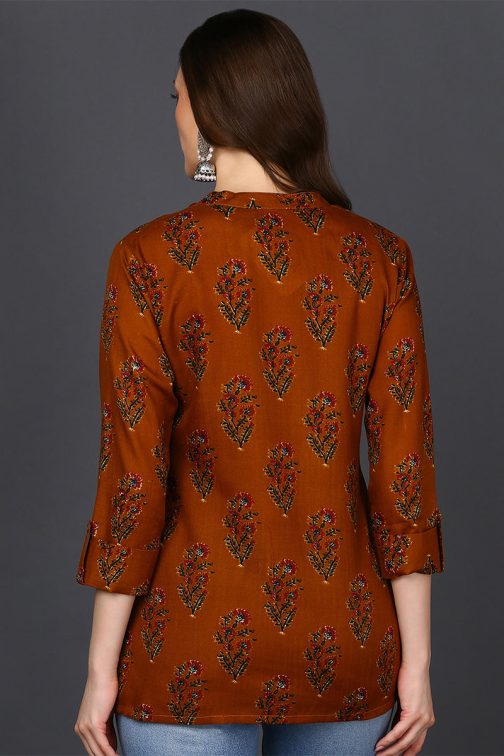 Comfortable Yellow Ethnic Motifs Cotton Blend Tunic - Image 3