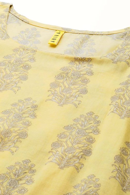 Yellow Pure Cotton Ethnic Motifs Kurta Set - Image 4
