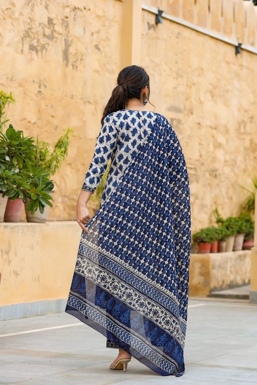 Off White Ethnic Motifs Printed Suit Set - Image 4