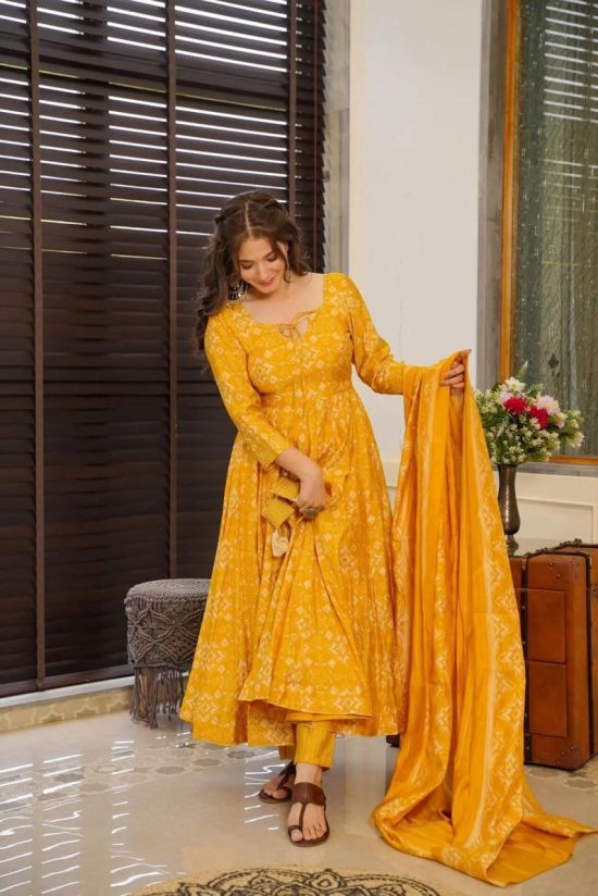 Flared Anarkali Kurta Set