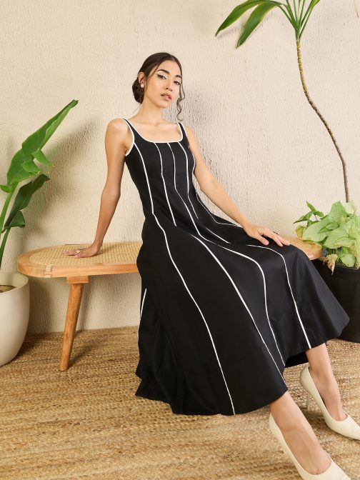 Little Wish - Panelled Corset Fit Poplin Midi Dress ? Flattering & Stylish