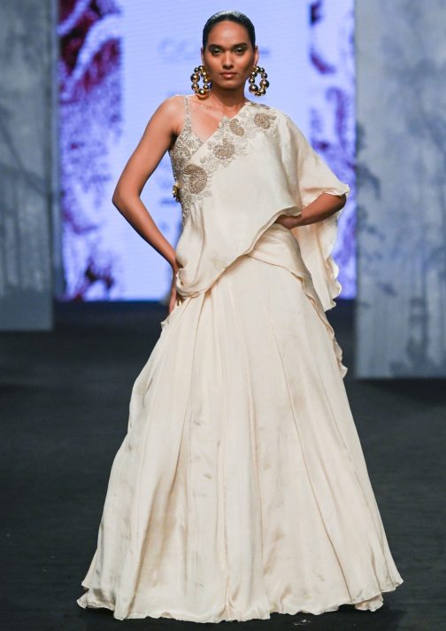 Little Wish - Ivory Draped Sari with Bustier Blouse for a Modern and Elegant Style