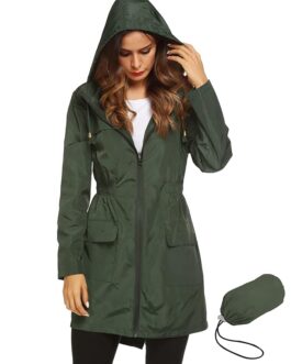 Stylish Women's Waterproof Windbreaker Green Rain Jacket – Lightweight Hooded Coat for Hiking, Camping & City Walks