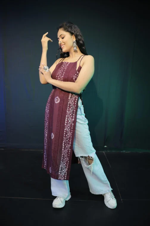 Trendy Spaghetti Strap Kurta with Traditional Kutchi Embroidery - Image 3