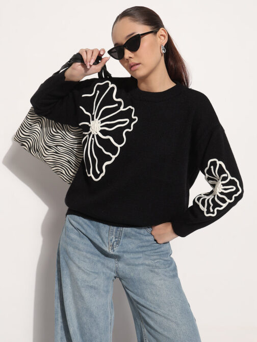 Women's Floral Black Round Neck Knitted Winter Top