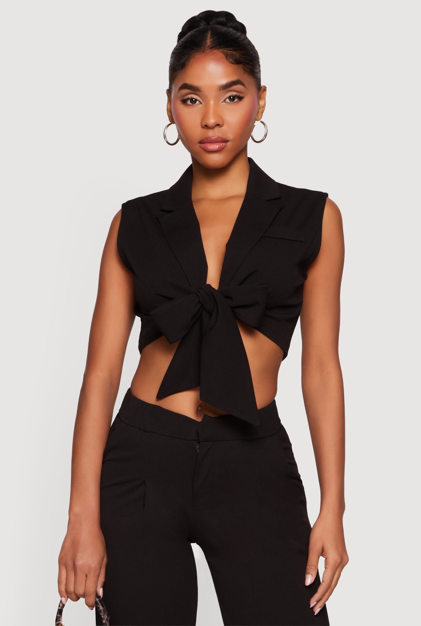 Sleeveless Tie Front Collared Crop Top