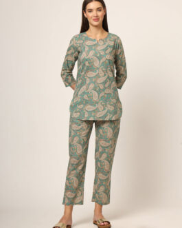 Little Wish Green Floral Print Cotton Regular Fit Night Suit