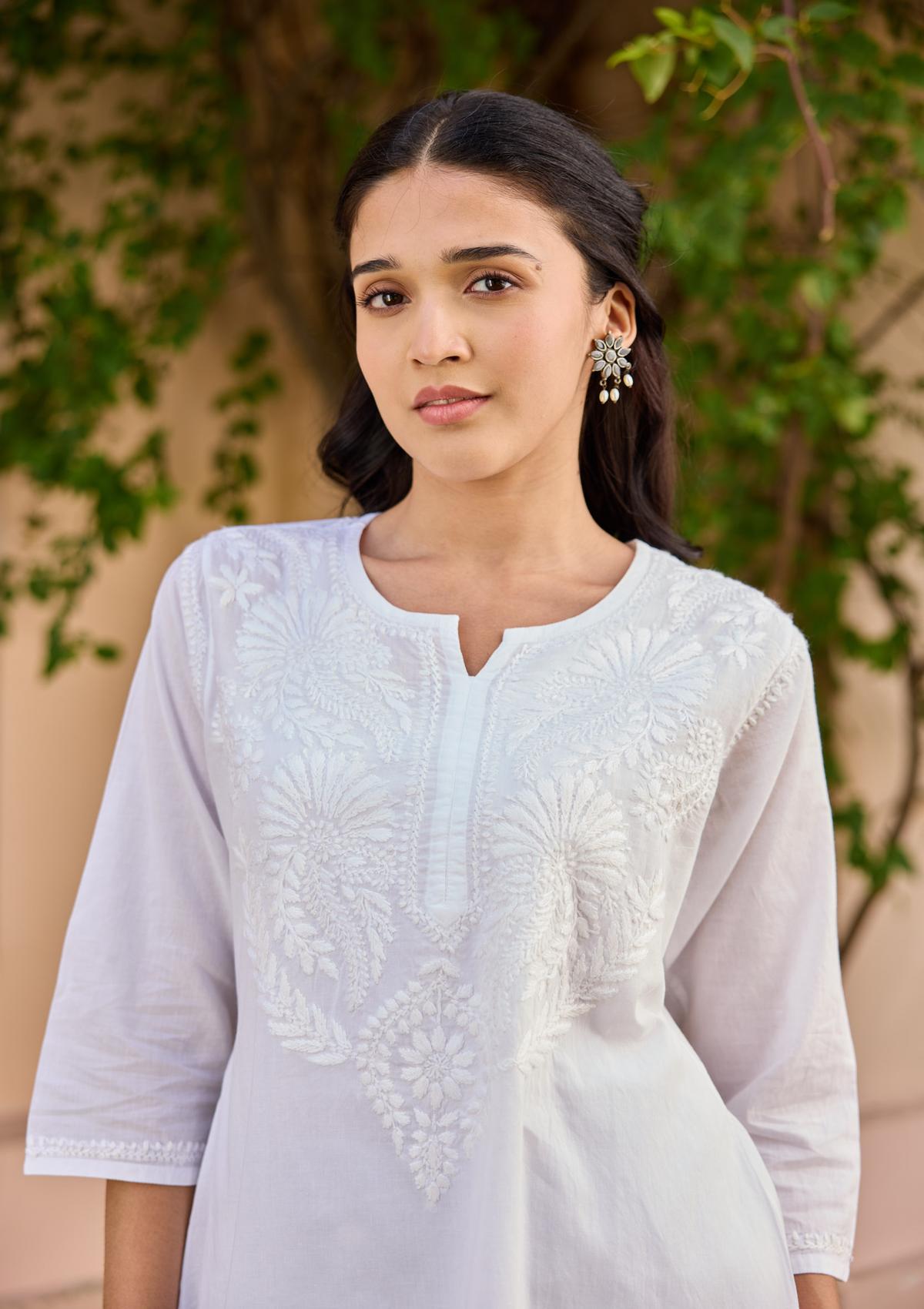 Cotton Chikankari Solid Women's Short Kurta - White