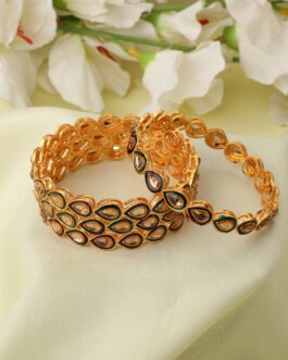 Women Gold Plated Kundan Studded Set Of 4 Bangles
