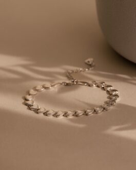 Ribbed Heart Link Bracelet