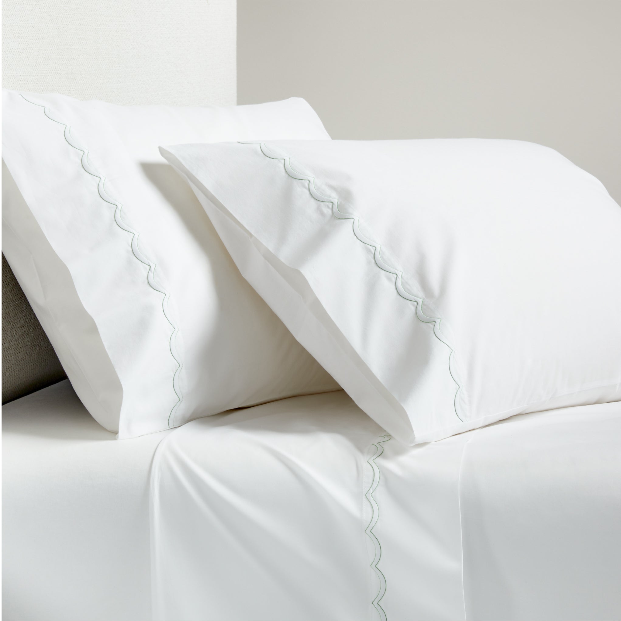 Green Scallop Stitch Percale Sheet Set