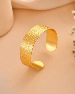 Women Gold Artifical Beads Slip On Bracelet