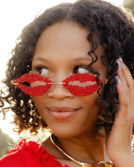 Kiss Me Lip Frames