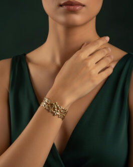 Women Beautiful Flower Slip On Bracelet