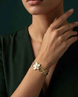 Women Beautiful Flower Slip On Bracelet