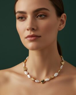 Women Antique Golden & White Pearls Necklace
