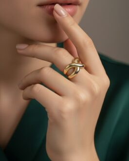 Women Beautiful Twisted Design Fancy Ring