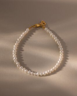 Venus Pearl Bracelet