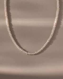 Venus Pearl Necklace