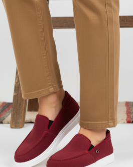 Maroon Sneaker For Ladies