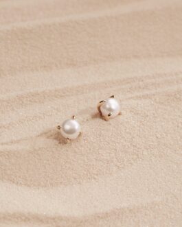 Zoe Pearl Studs