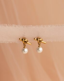 Love Knot Pearl Earrings