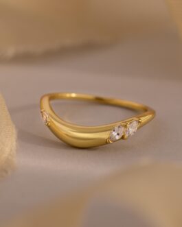 Organic Diamond Curve Ring