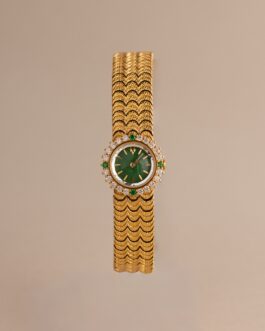 Emerald Scalloped Timepiece
